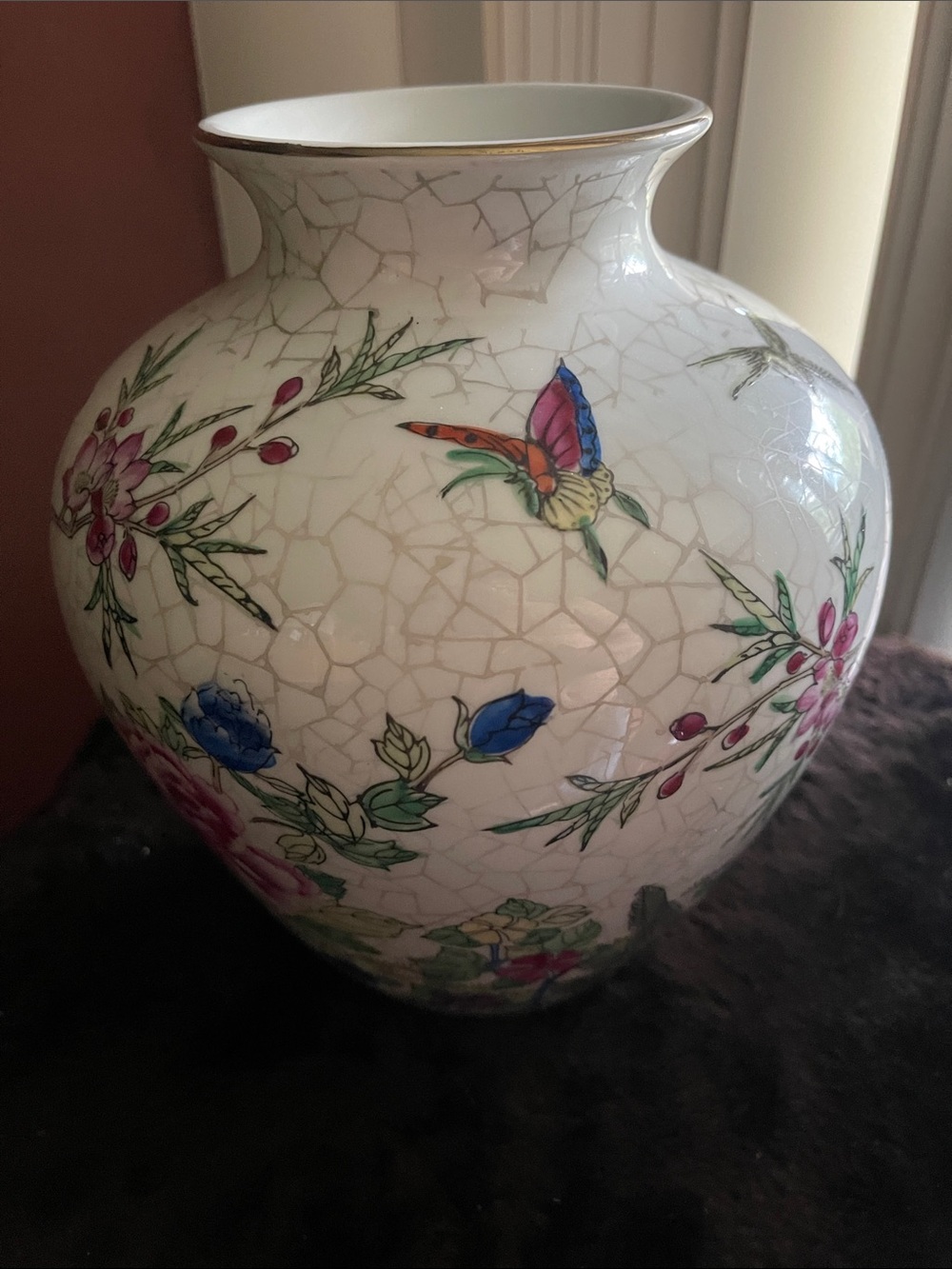 White Crackle Glaze Floral Butterfly Ceramic Vase